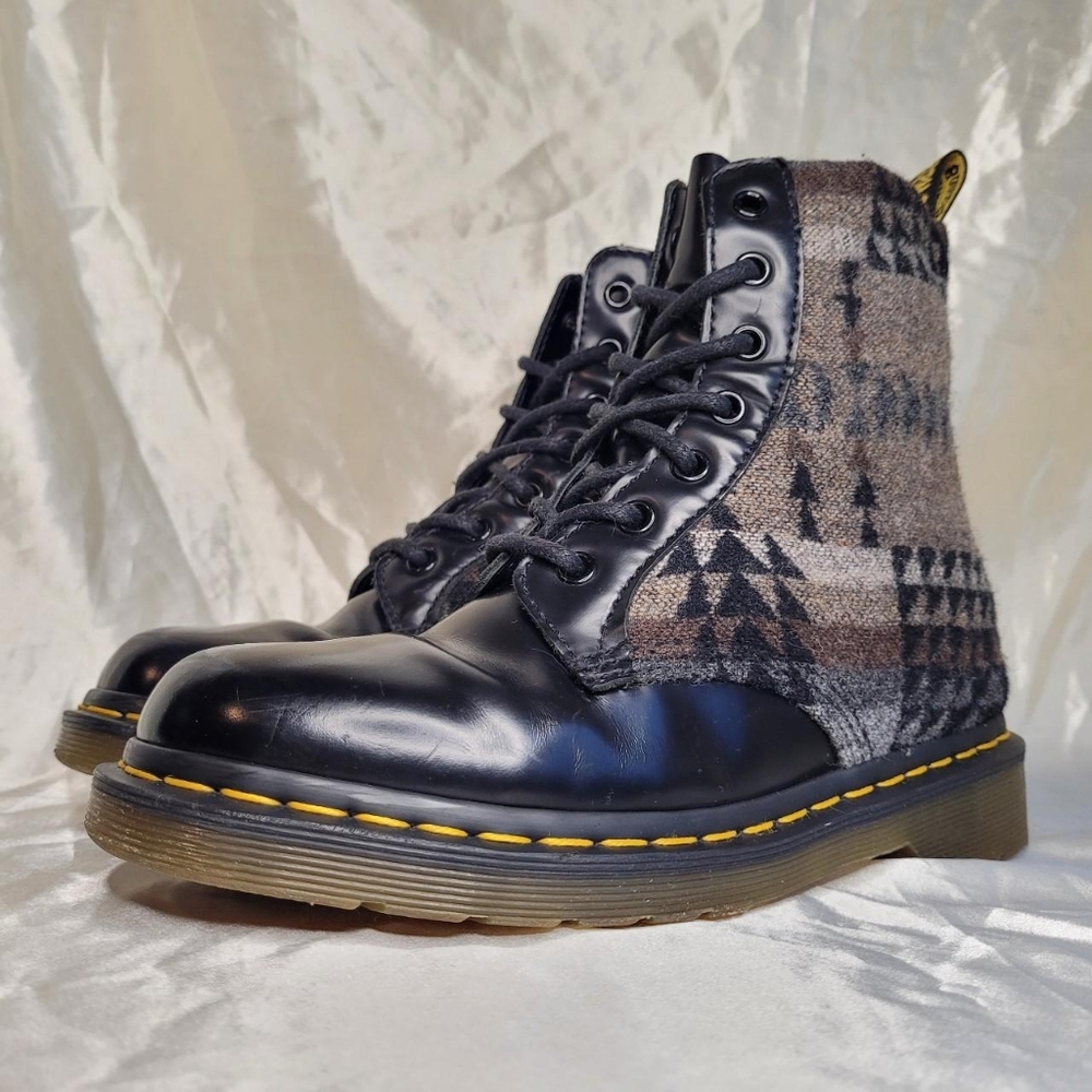 Dr. Martens 1460 Pendleton black/brown leather & wool paneled boots